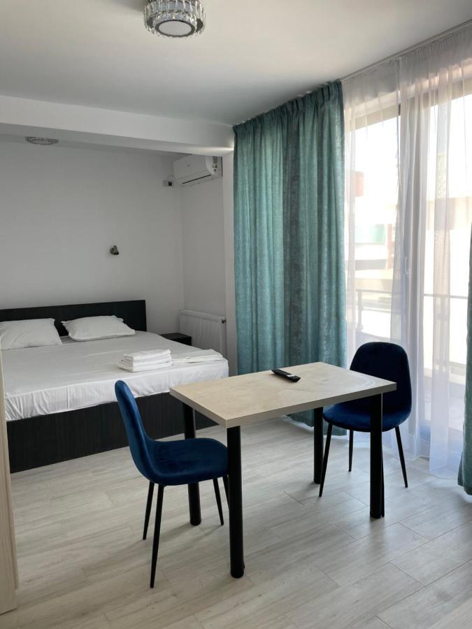 Aquazure Studio Residence Navodari Ngoại thất bức ảnh
