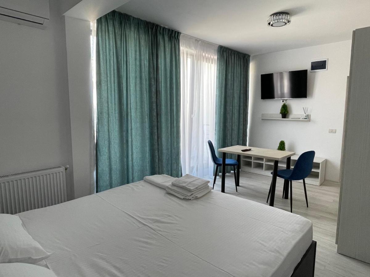 Aquazure Studio Residence Navodari Ngoại thất bức ảnh